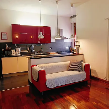 The Red In With Free Parking *